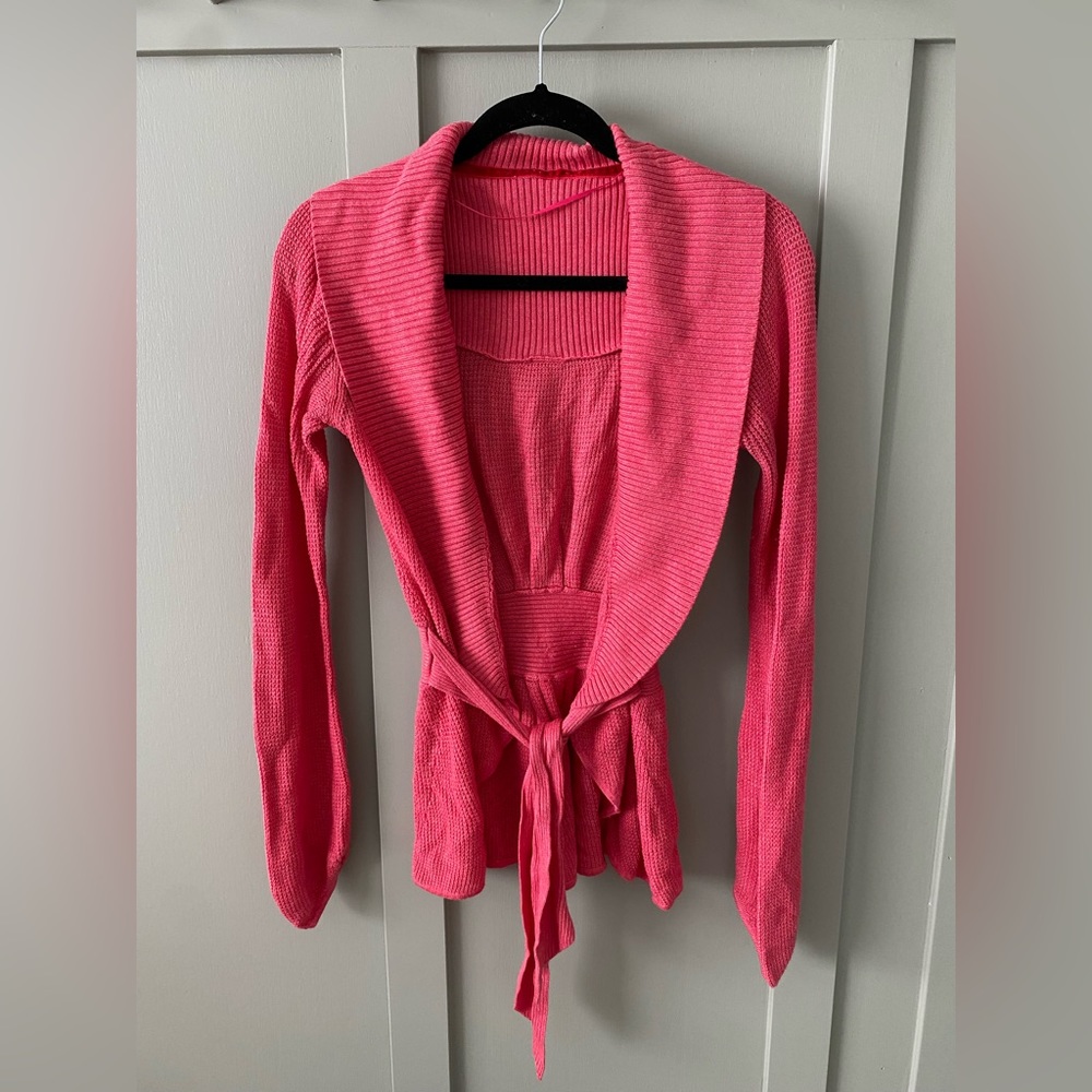 Lululemon wrap sweater, great condition and color